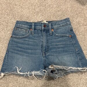 Madewell Distressed  HI RISE Denim Cutoff Shorts SIZE 24